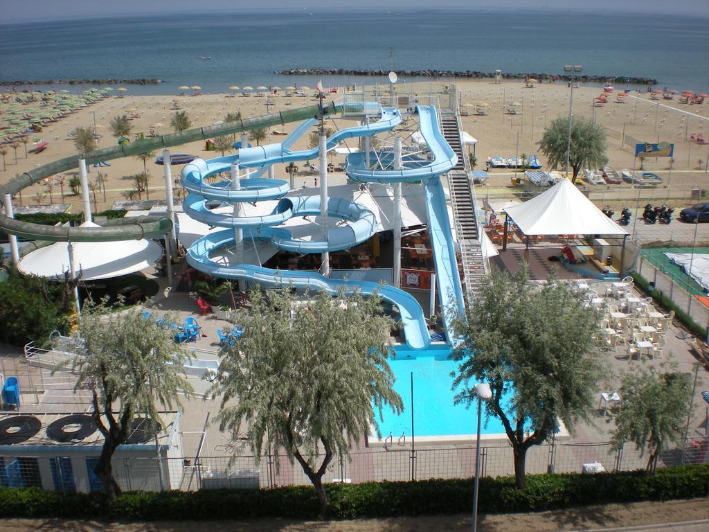 Hotel Villa Dei Gerani Rimini Zewnętrze zdjęcie