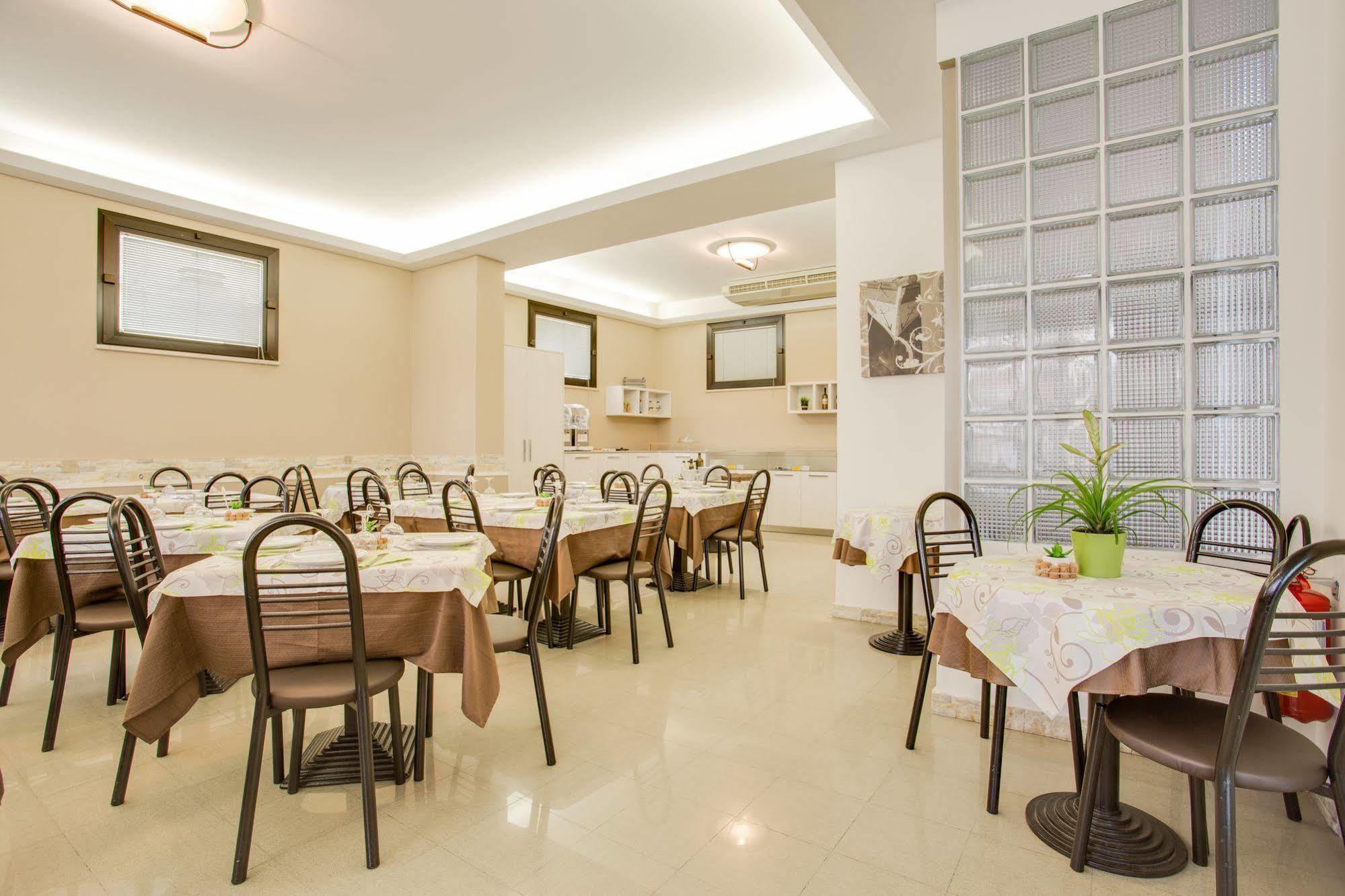 Hotel Villa Dei Gerani Rimini Zewnętrze zdjęcie