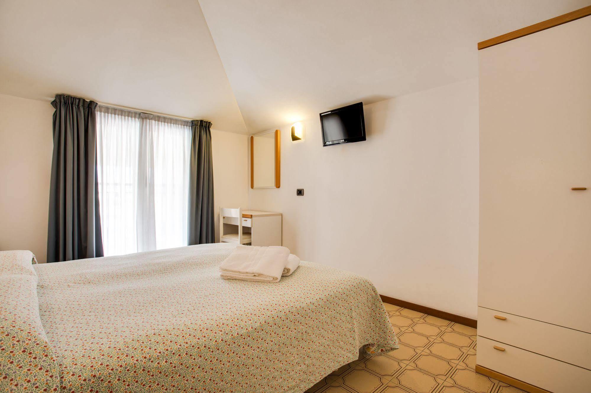 Hotel Villa Dei Gerani Rimini Zewnętrze zdjęcie